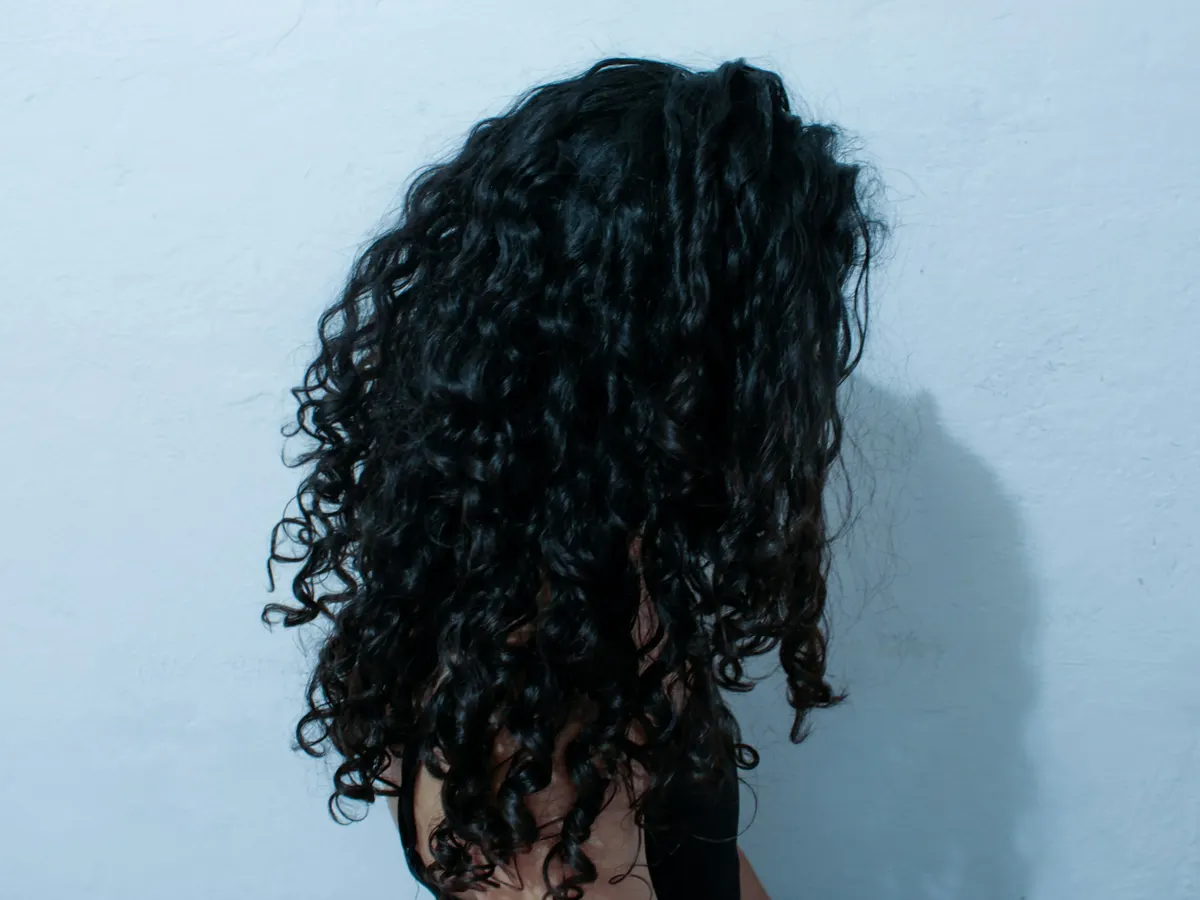 Aurelia Deep Curl, example photo, view 1 of 3
