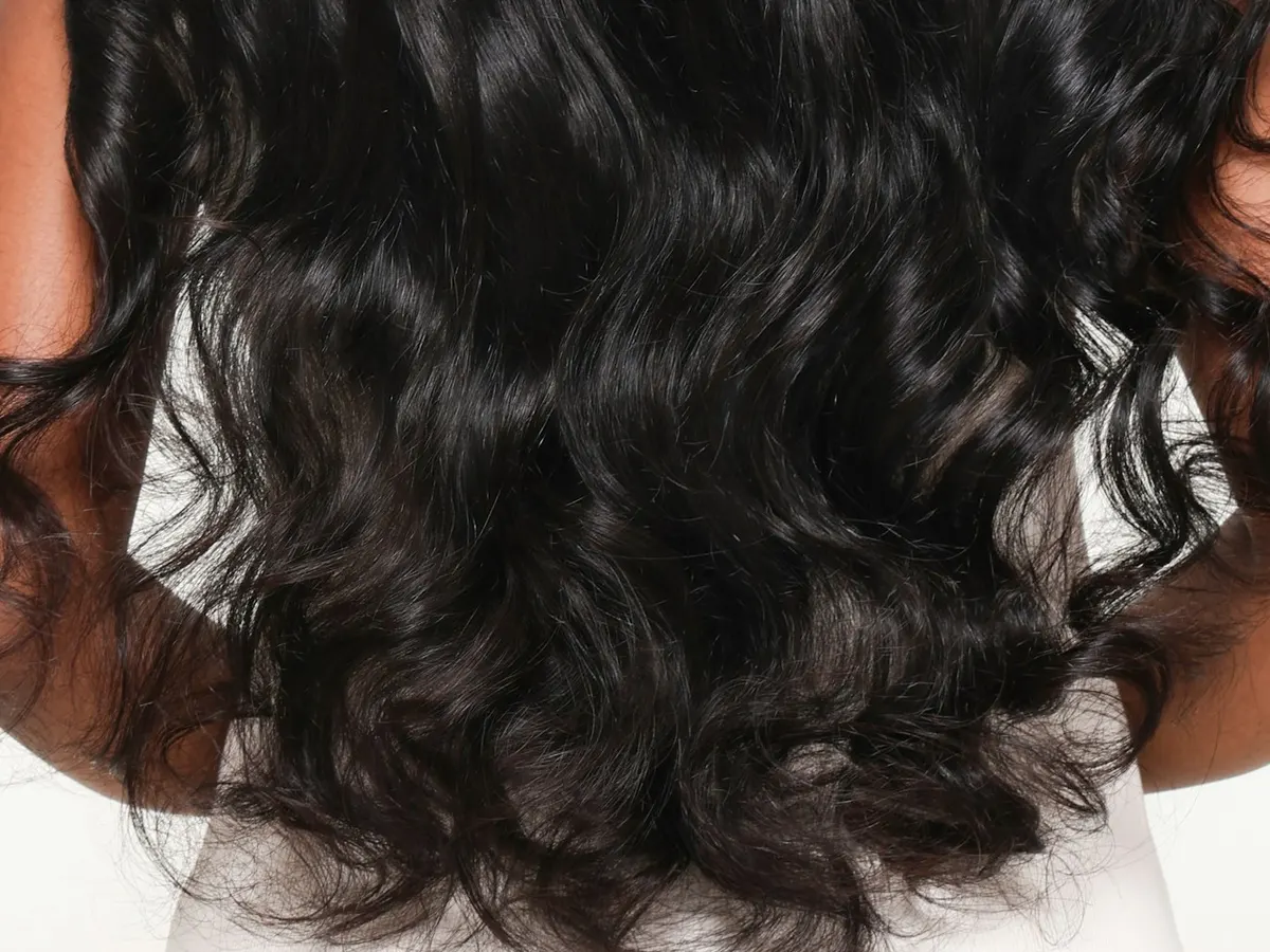 Body Wave Bundles, set of three, example photo, view 3 of 3